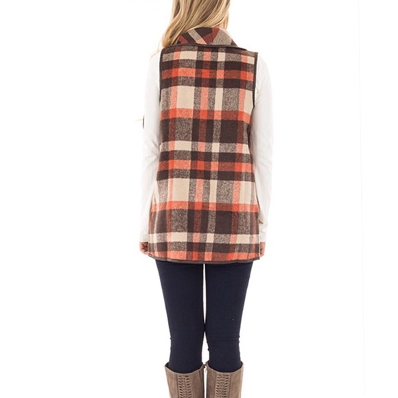 Buffalo Plaid Asymmetric Sleeveless Vest Cardigan - Picture 3 of 16